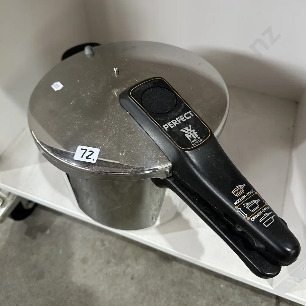 WMF pressure cooker- excellent cond. Image 1++