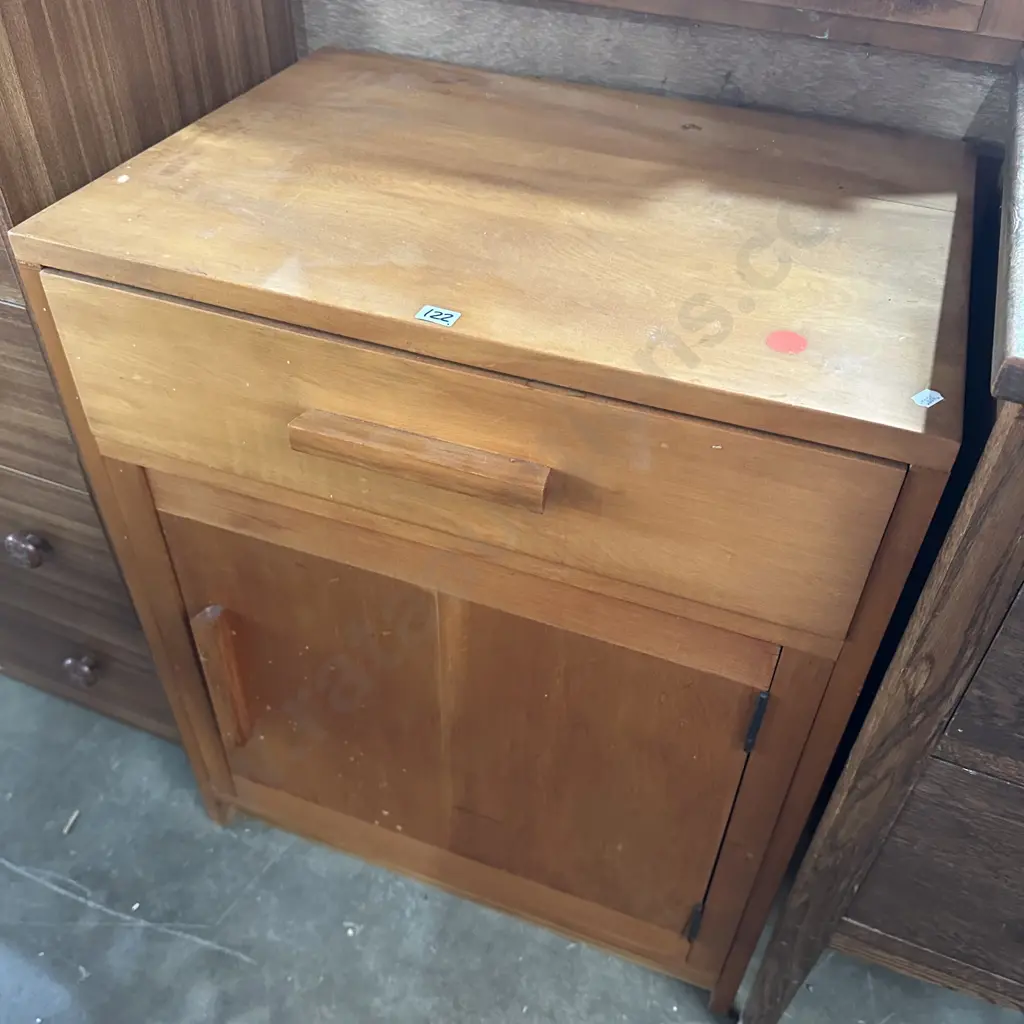 Rimu cupboard drawer Image 1++