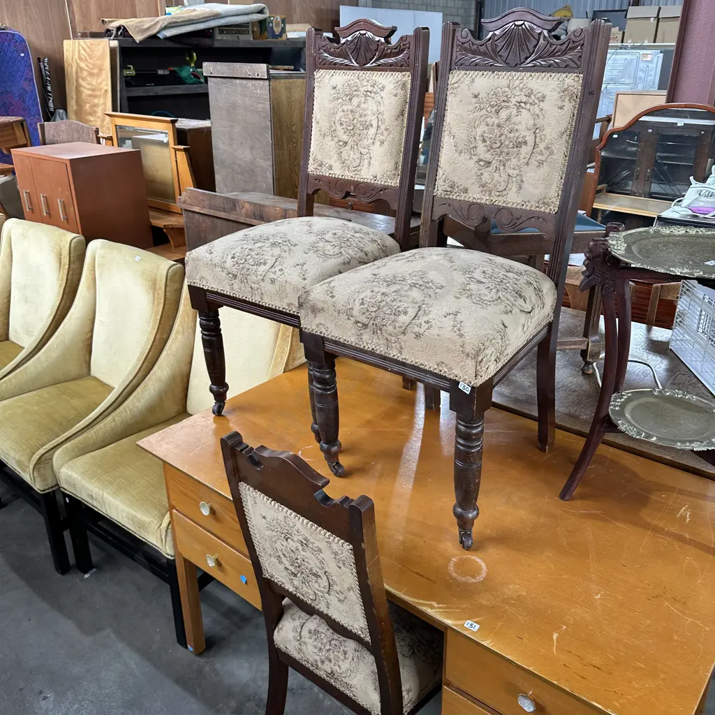 3 antique dinning chairs Image 1++