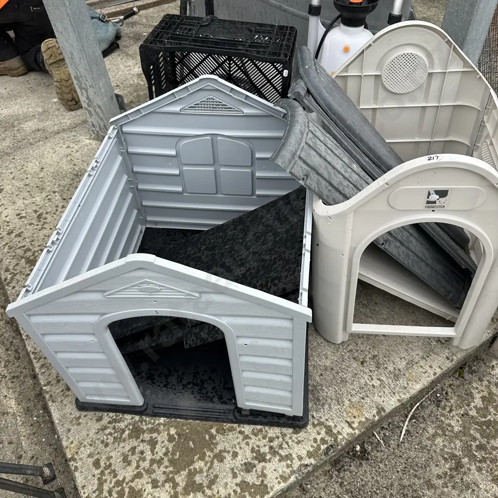 Pet homes and bin Image 1++