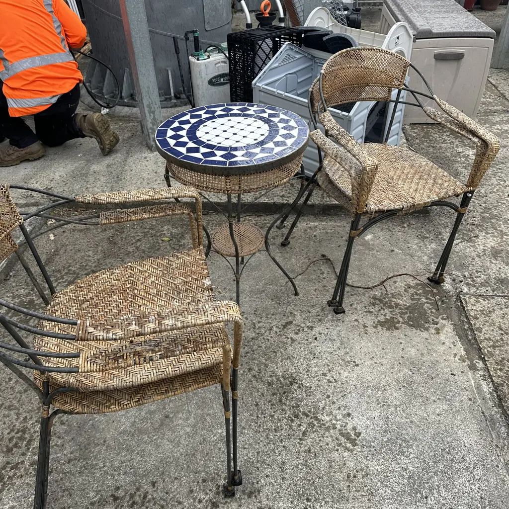 Tile top patio suite (chairs worn) Image 1++