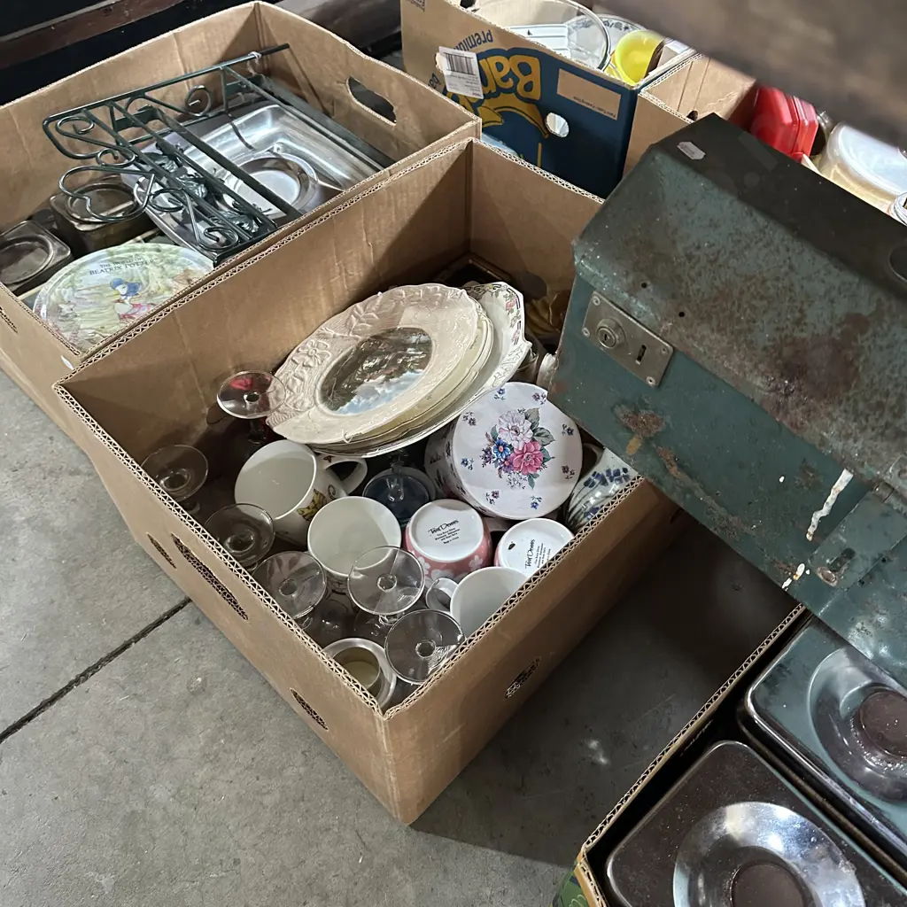 5 box lots plus tool box Image 1++