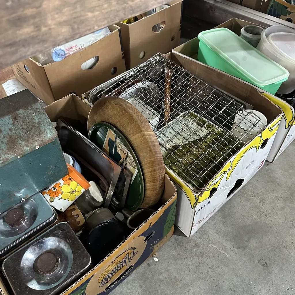5 box lots plus tool box Image 1++