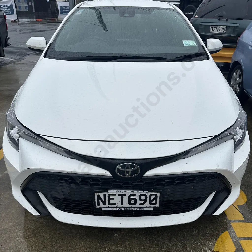 2020 Toyota Corolla GX2 petrol hatchback 75,000km well serviced Image 1++