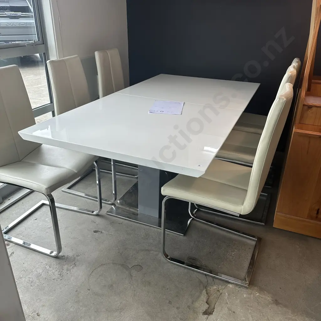 Modern design extendable dining table and 6 chairs Image 1++