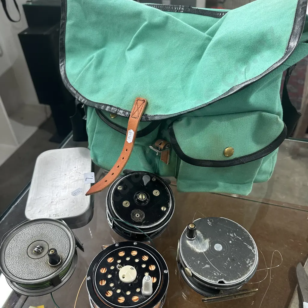 Fishing bag inc 4 x fly reels incs Young & Hardy (damaged) plus fly box Image 1++