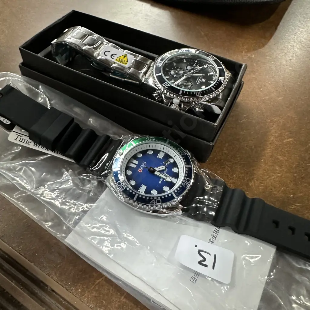 2 x new watches Image 1++
