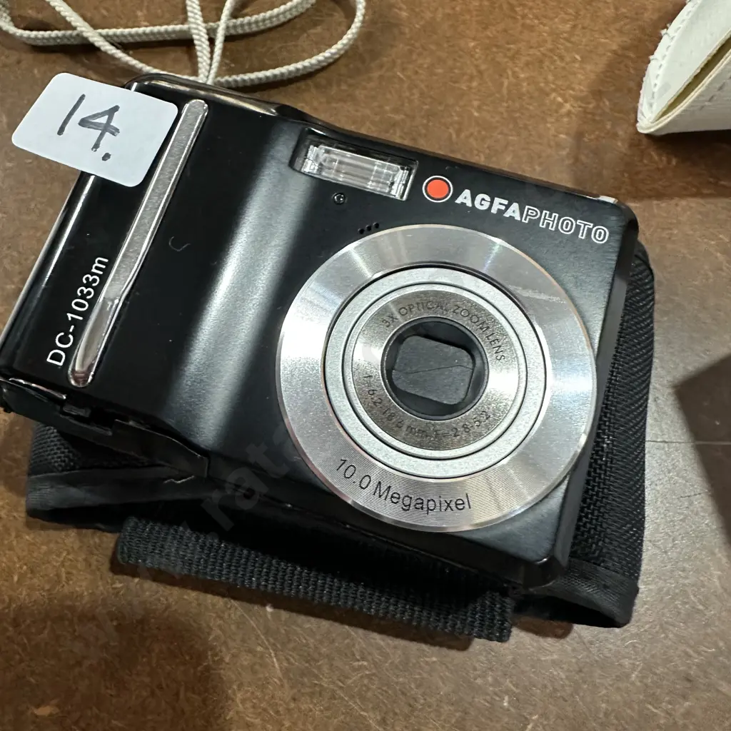 Digital camera Image 1++