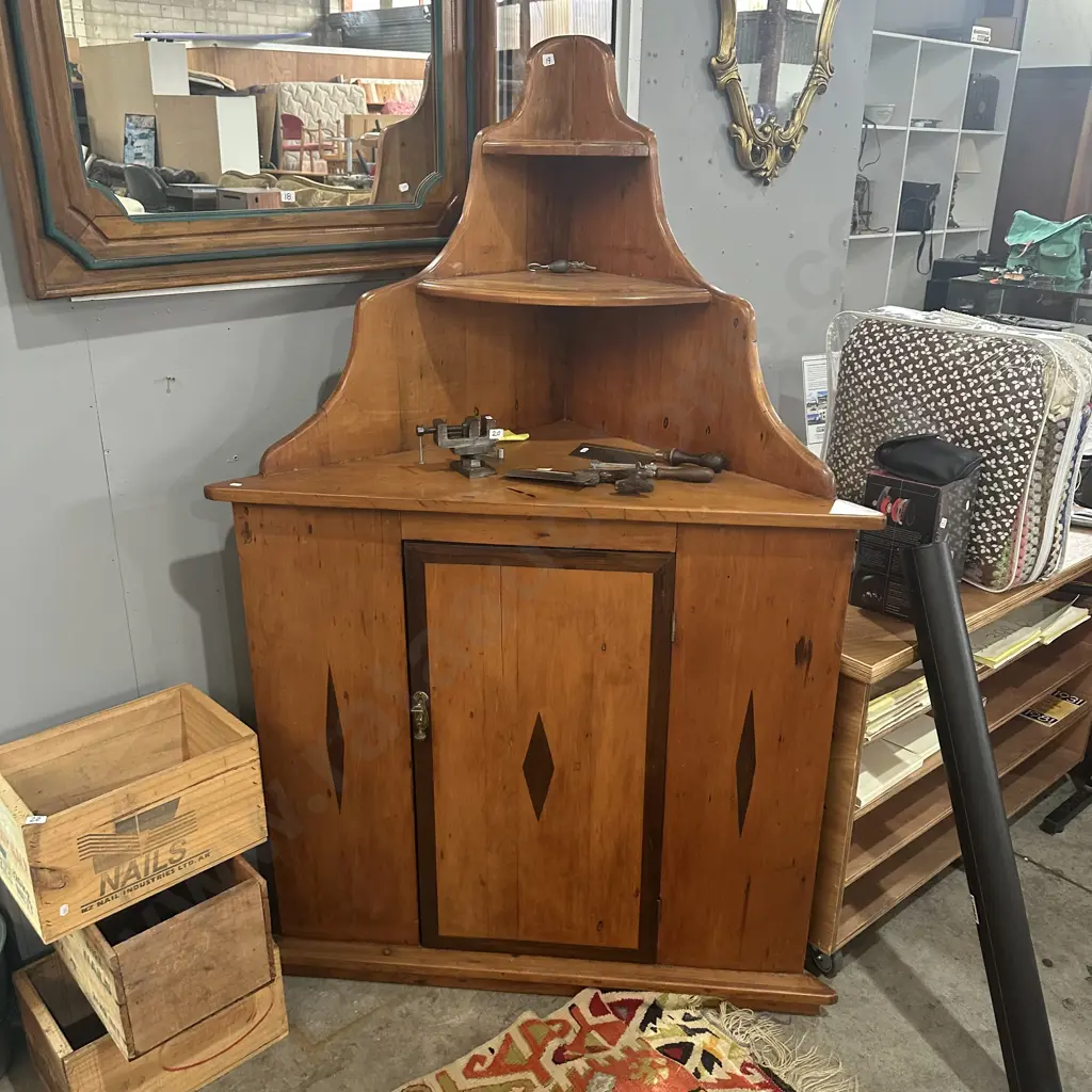 Rustic corner cabinet Image 1++