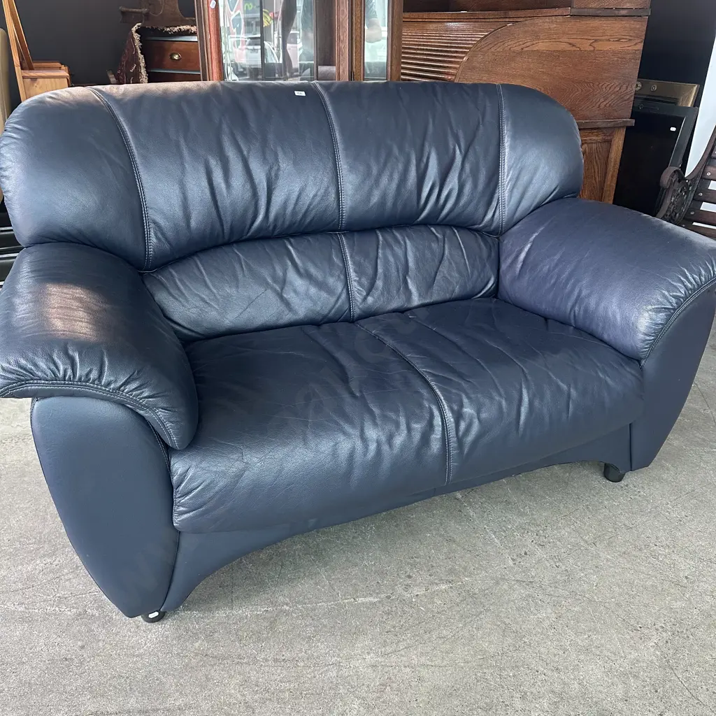 Very tidy Blue leather twin seater Image 1++