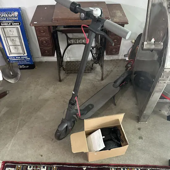 Electric scooter