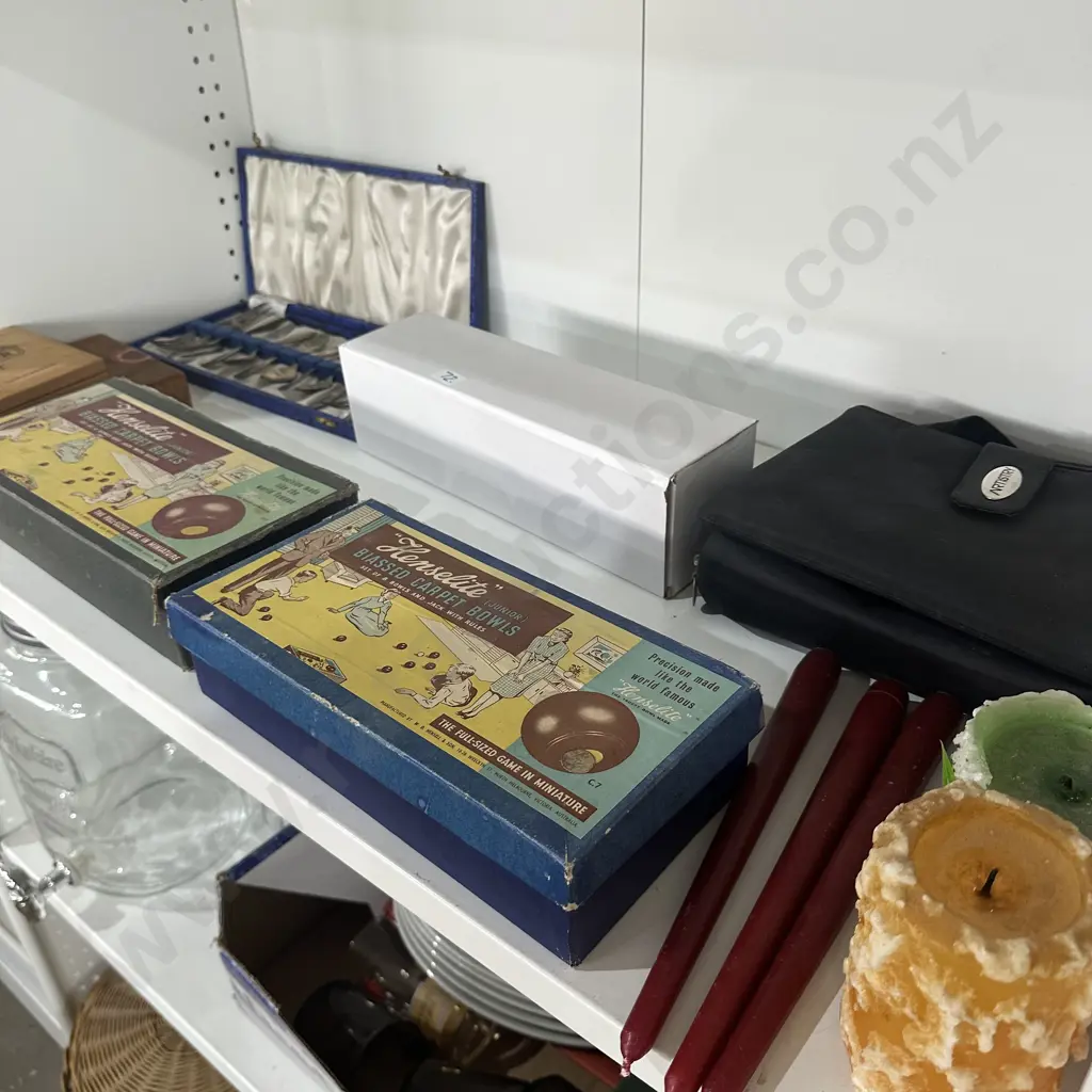 Shelf lot indoor bowls etc Image 1++