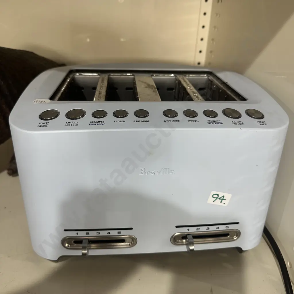 Duck egg Blue Breville 4 slice toaster Image 1++
