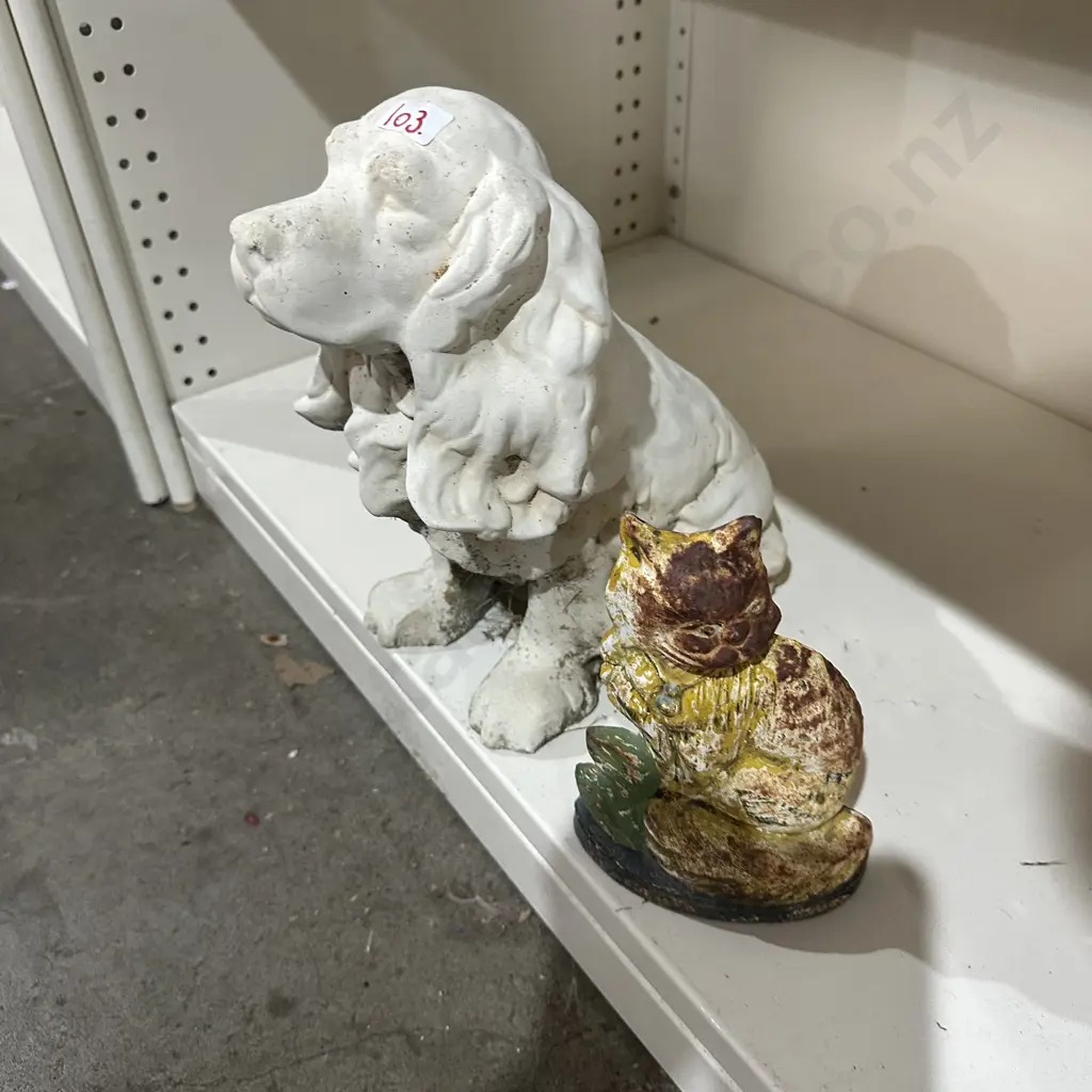 Concrete garden Spaniel plus cast cat door stop Image 1++