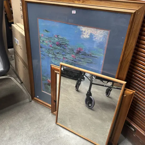 Mirror and pictures
