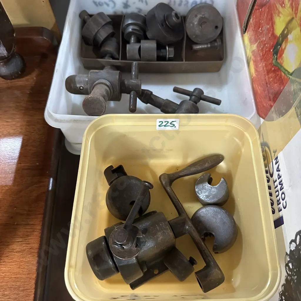 Crox tool etc Image 1++