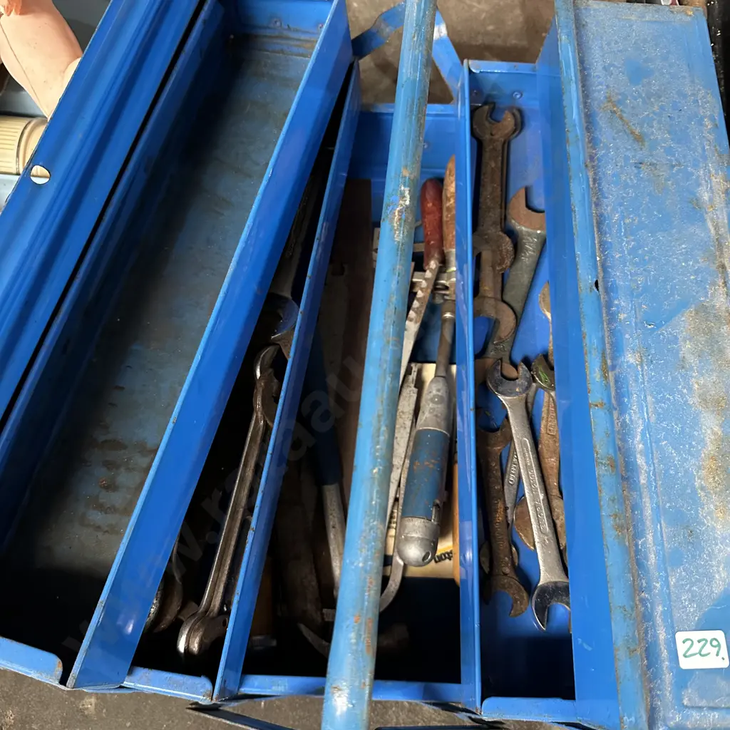 Tool box and contents Image 1++