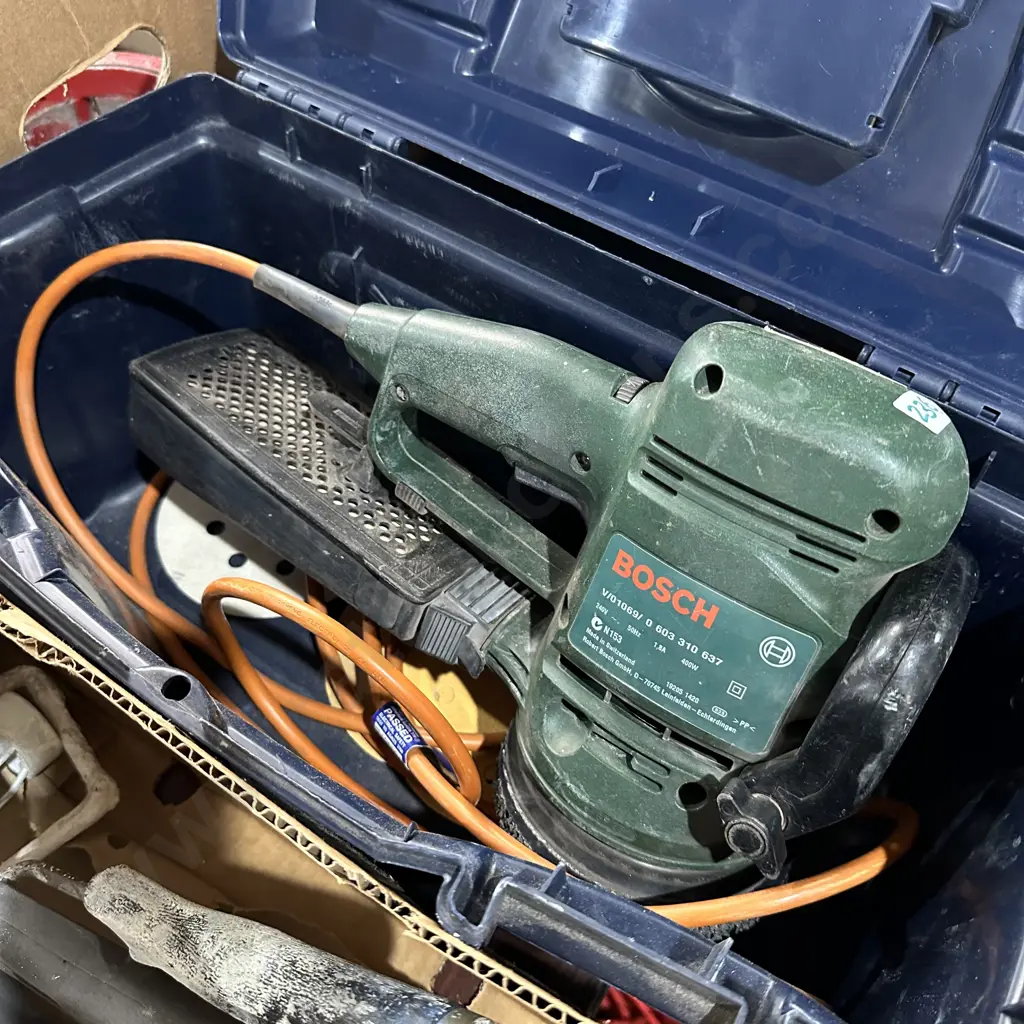 Orbital sander Image 1++