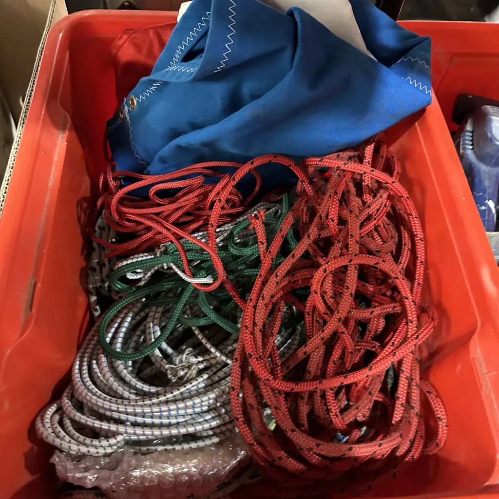 Bin of rope Image 1++