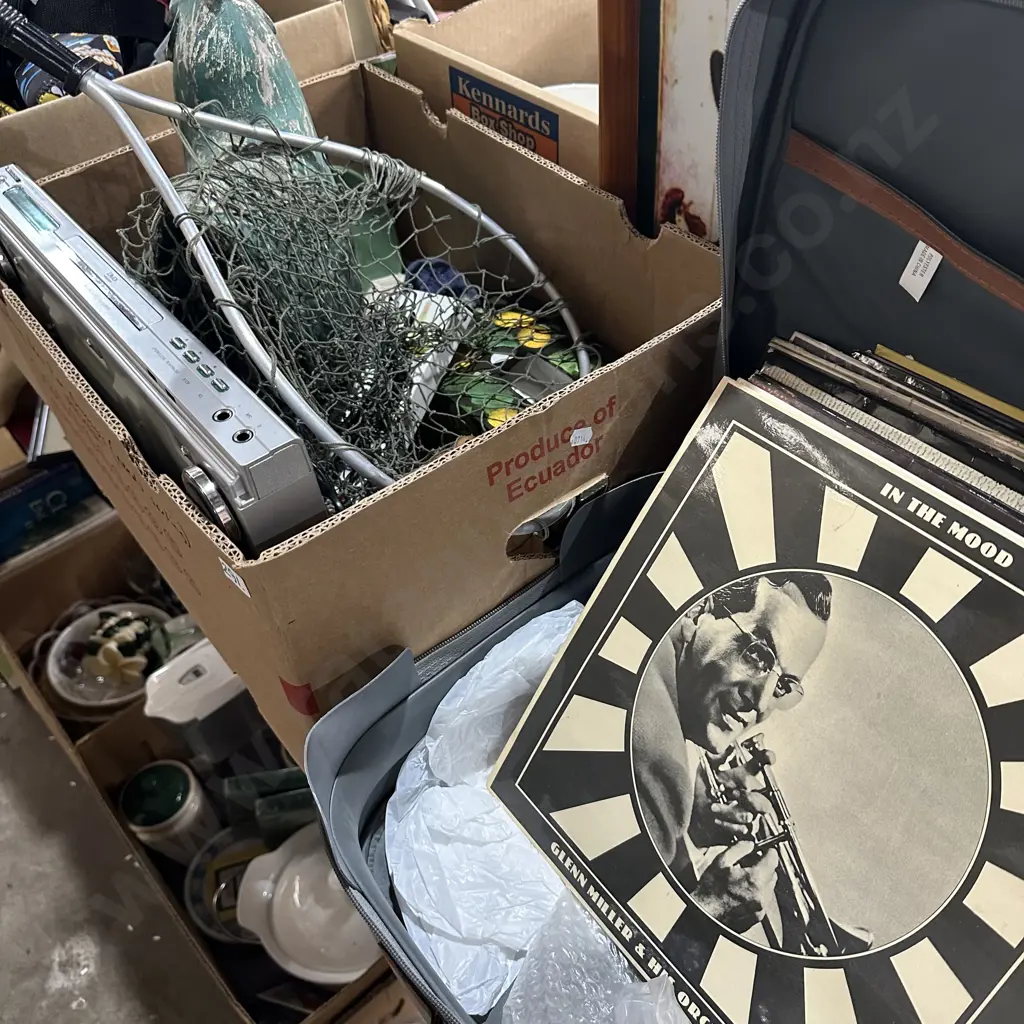 LPs , fisk net, DVD player etc Image 1++