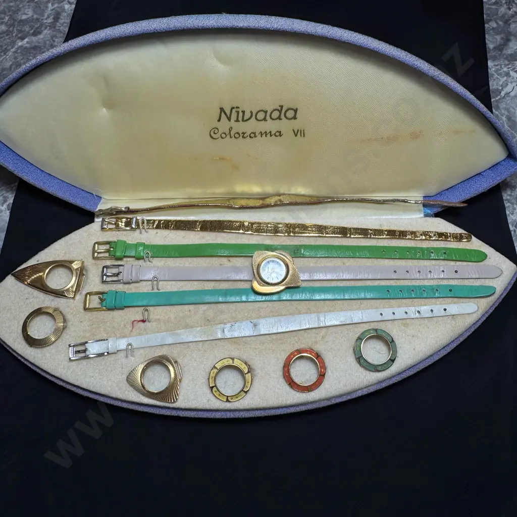 Vintage croton nivada colorama womens watch set with case straps Image 1++