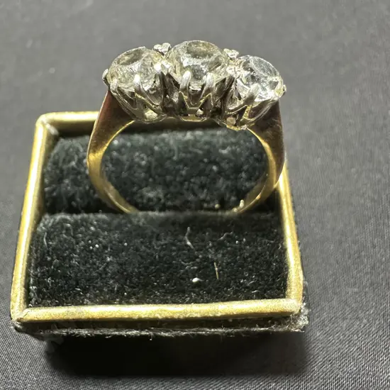 9ct gold dress ring, not case (very worn  stones)