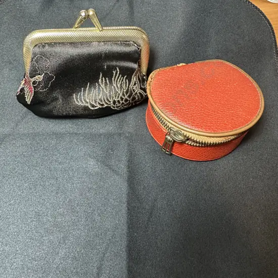 Vintage coin purse & cuff-link box (some damage)