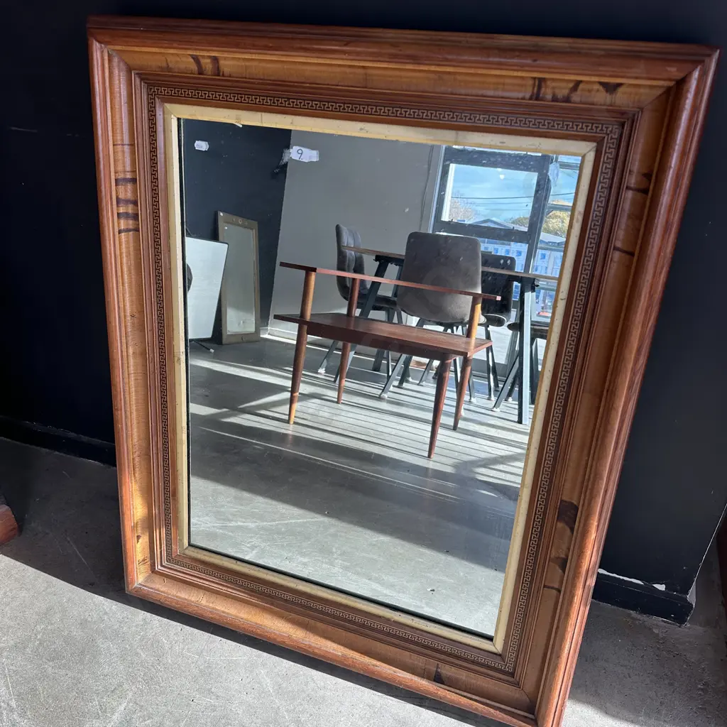 Large colonial mirror Image 1++