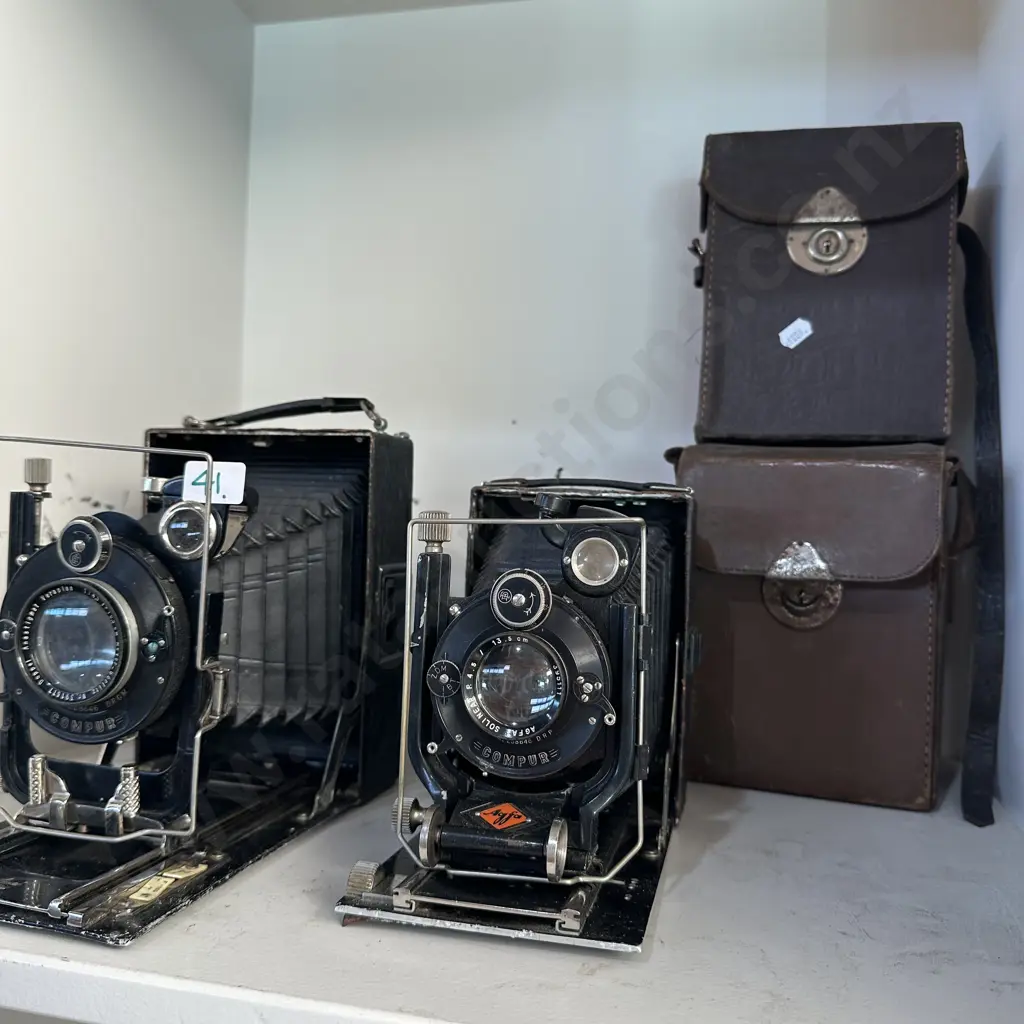 2 x vintage camera Image 1++