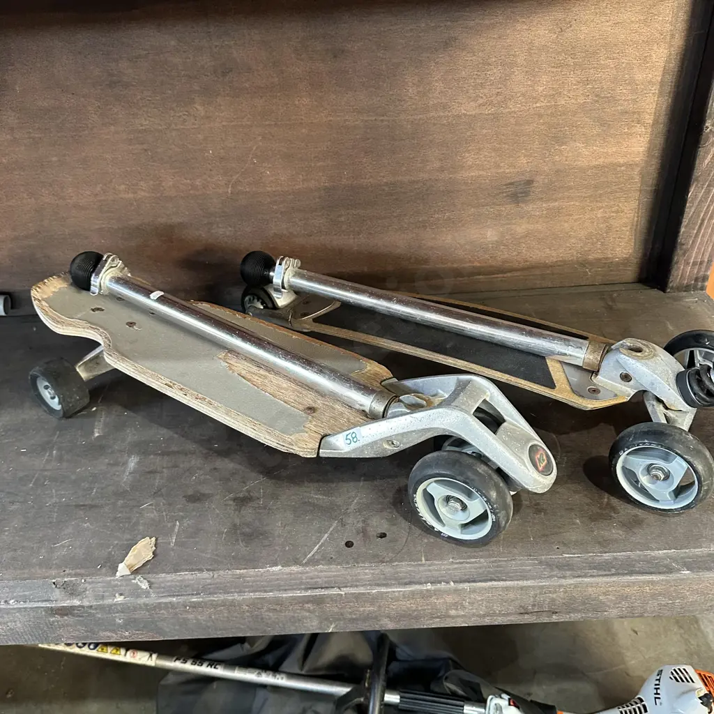 2 x scooters Image 1++