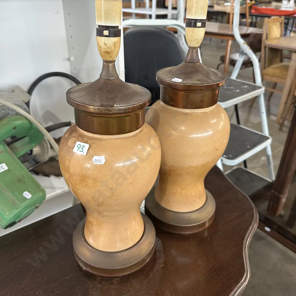 Lamp bases Image 1++