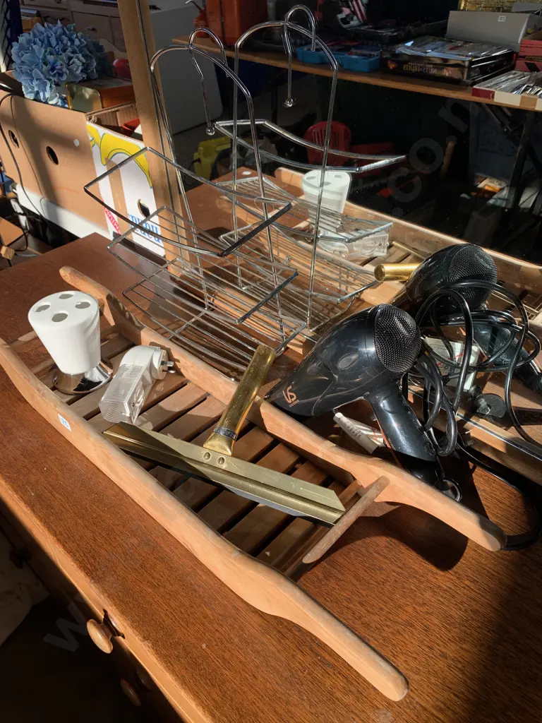 Rimu soap rack plus drier, shower shelf etc Image 1++