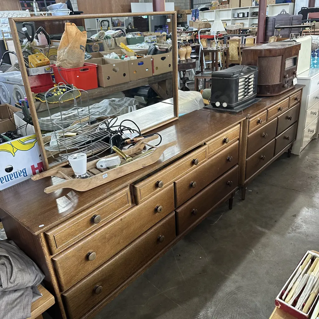 Solid dressing table and chest drawers Image 1++