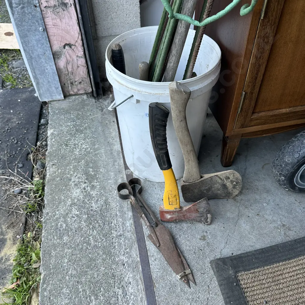 Garden tools and tomahawk Image 1++