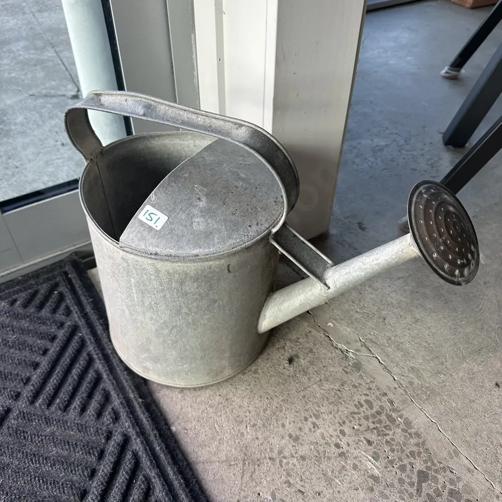 Watering can Image 1++