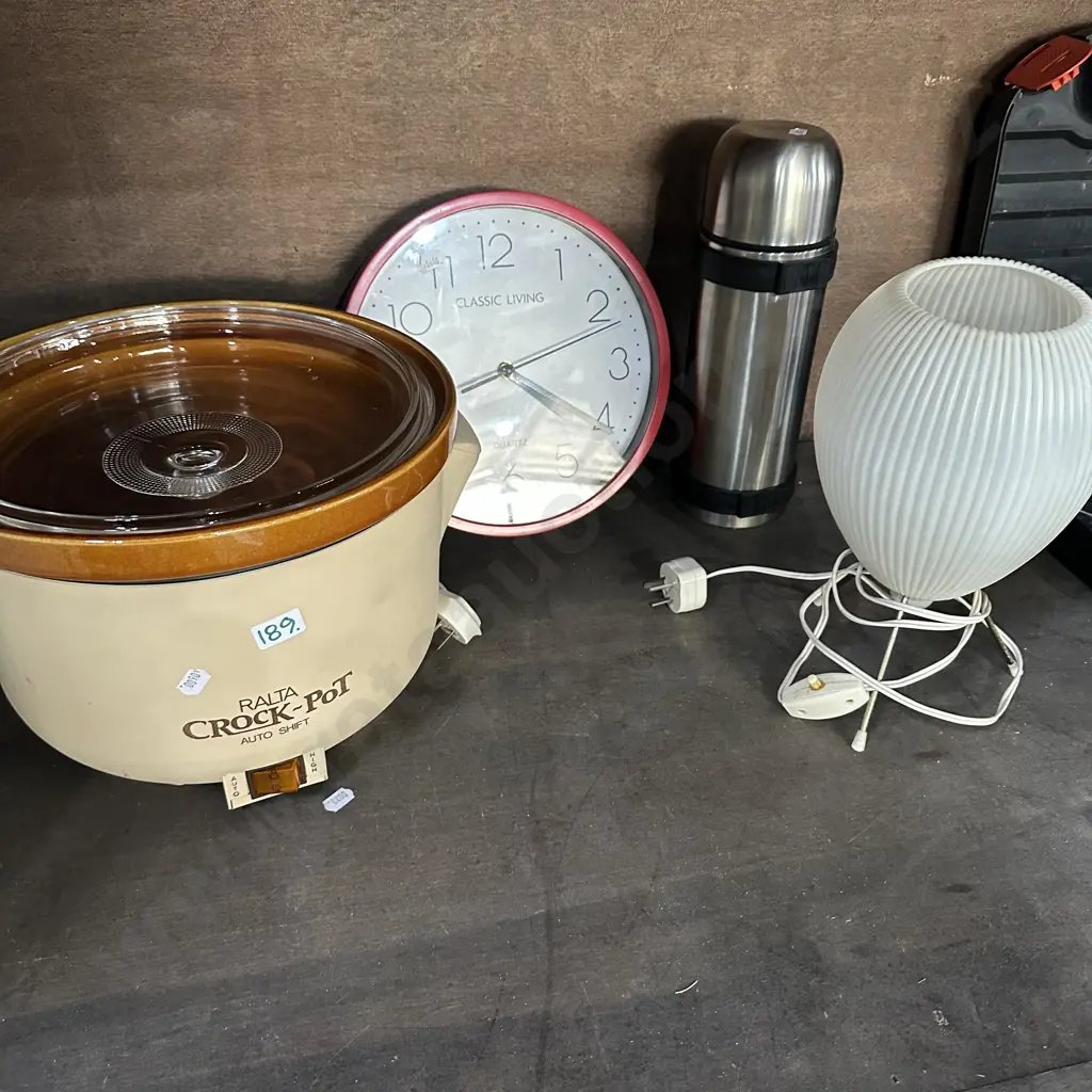Vintage lamp, clock, crock pot and thermos Image 1++