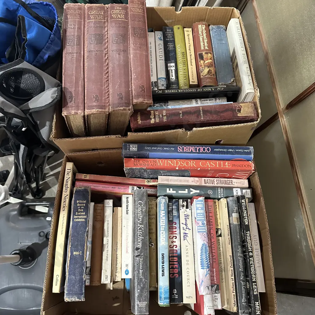 2 box books inc "The Great War" Image 1++