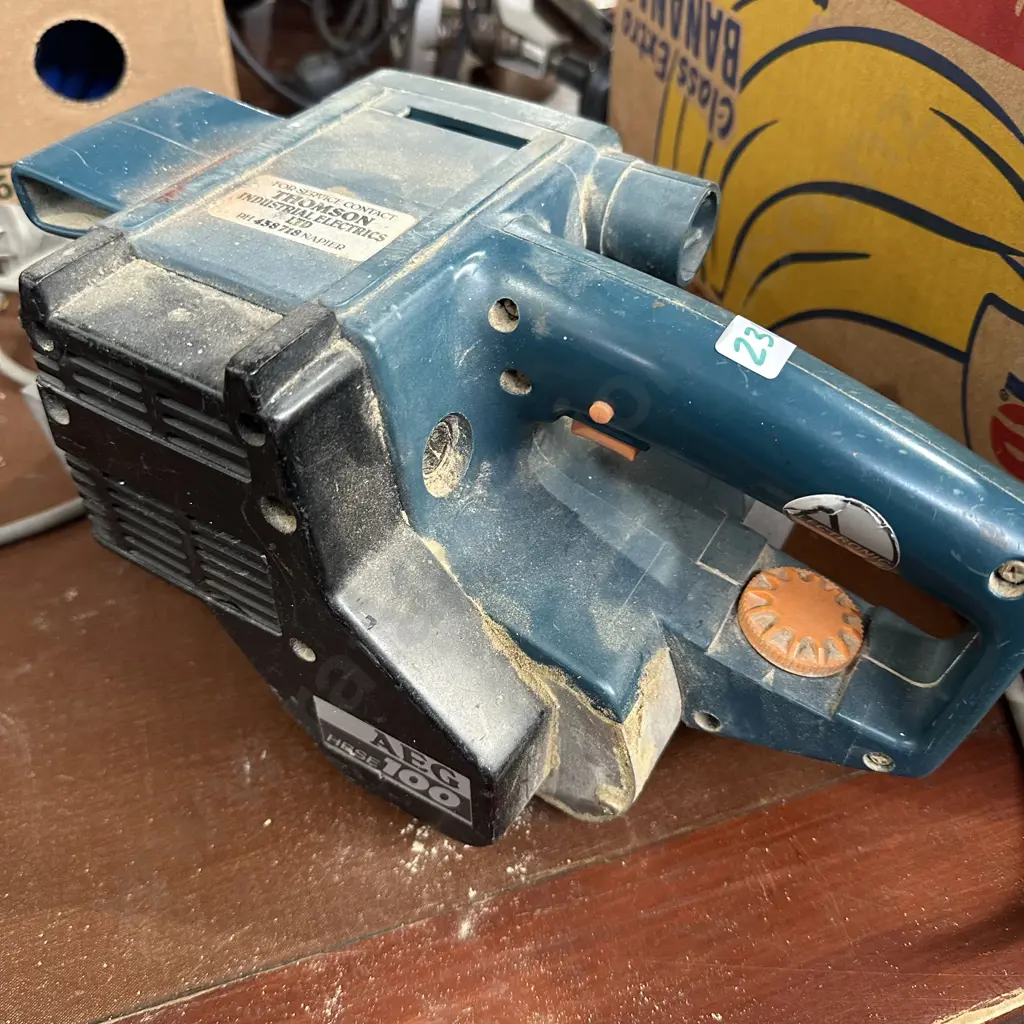 Belt sander Image 1++