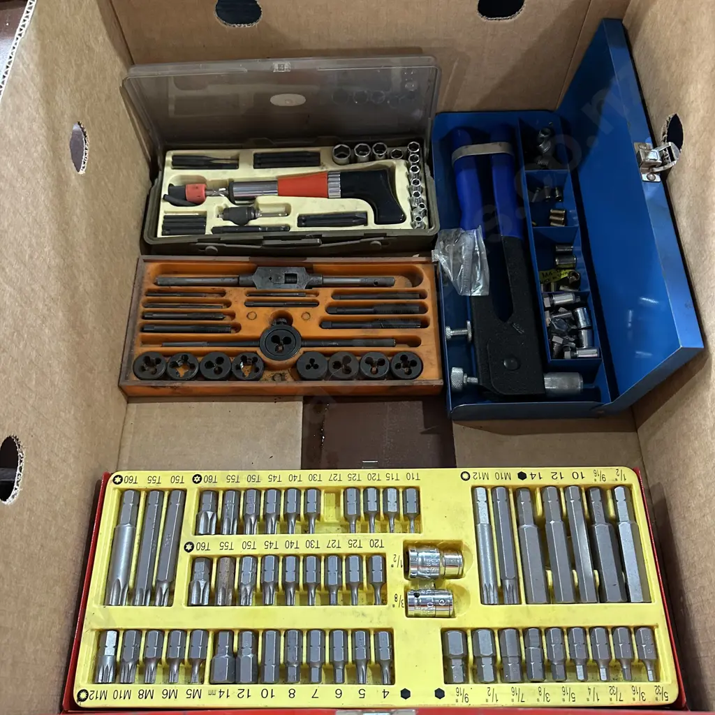 Boxed sets Image 1++