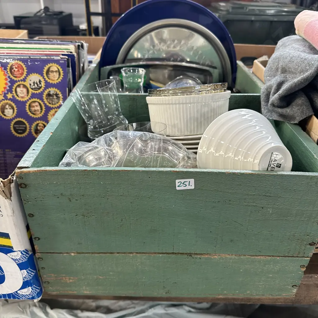 2 vintage wooden boxes plus contents Image 1++