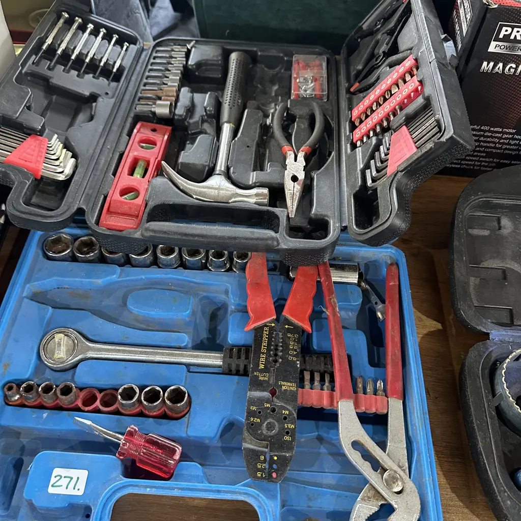 2 x sets tools Image 1++