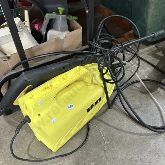 Water blaster