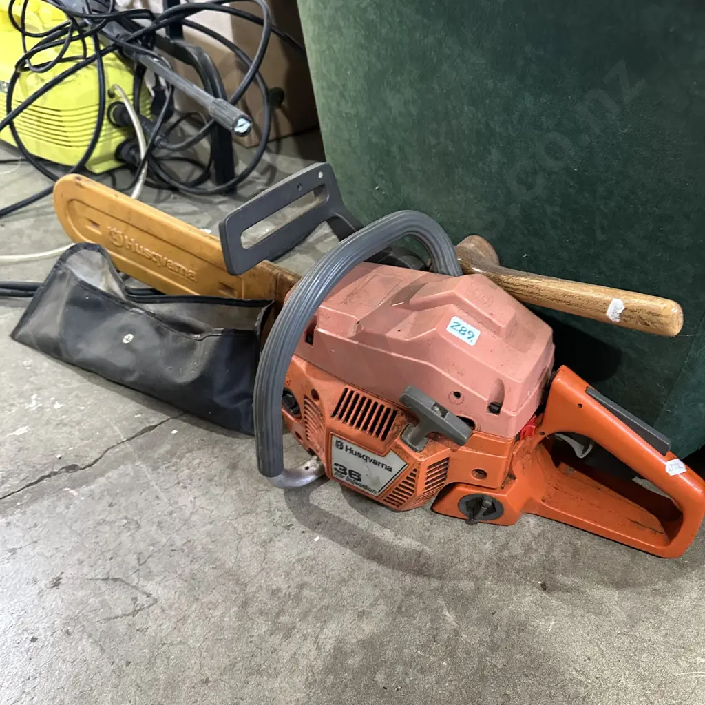 Husky chainsaw Image 1++
