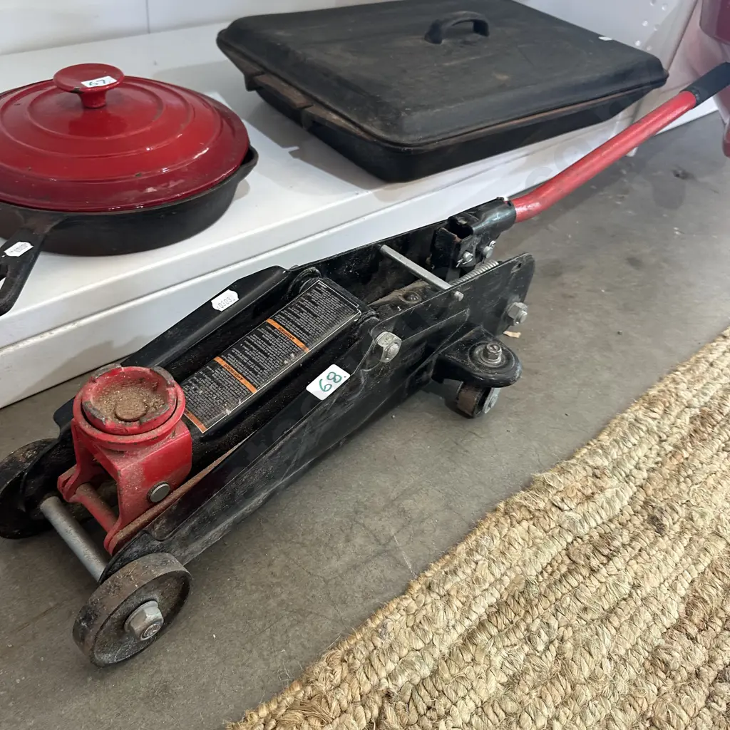 Trolley jack Image 1++