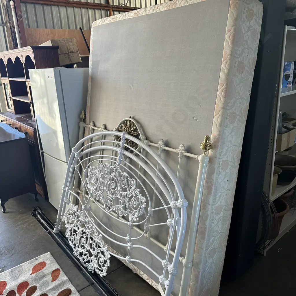 2 x Queen beds with vintage style ends (no mattresses) Image 1++