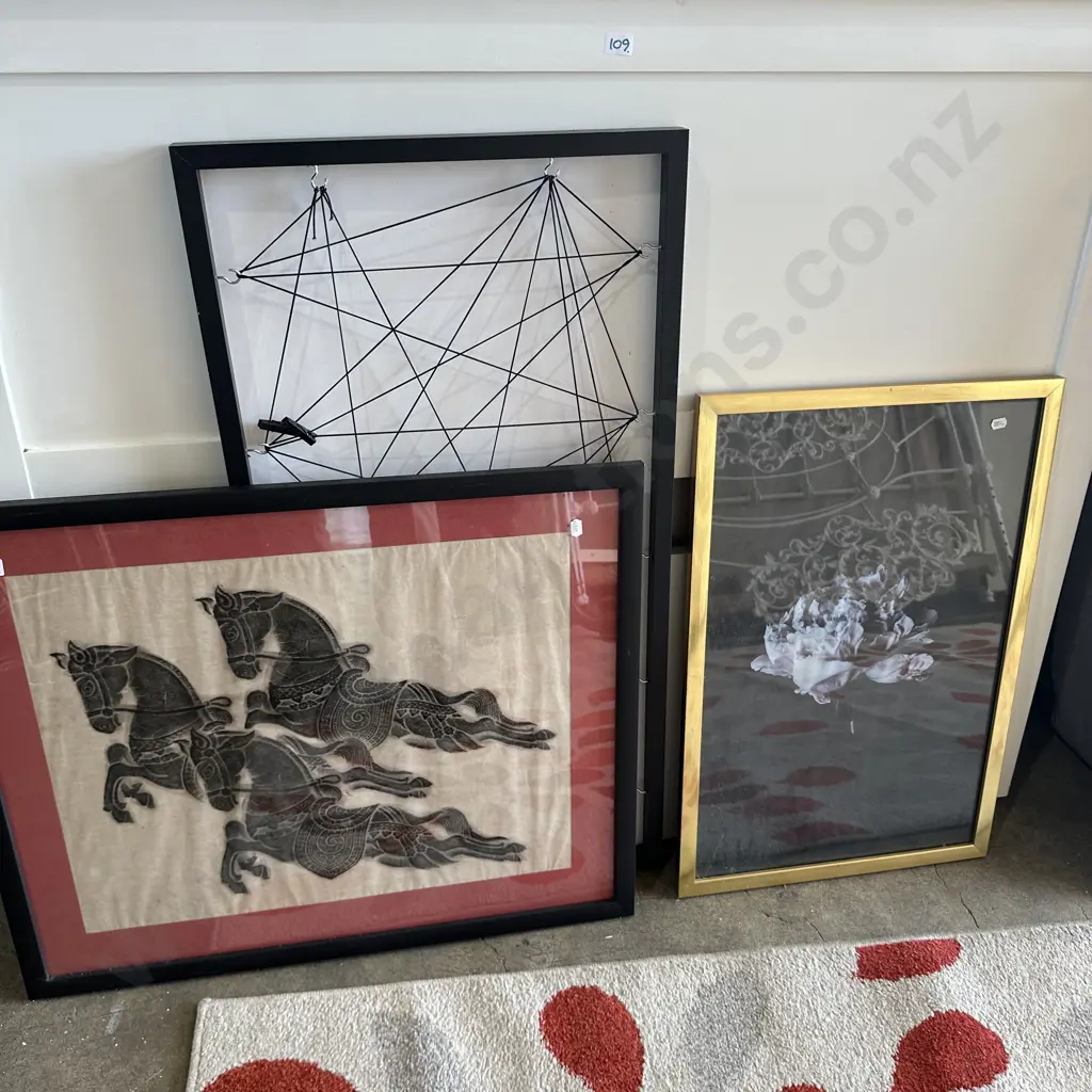 3 pictures Image 1++