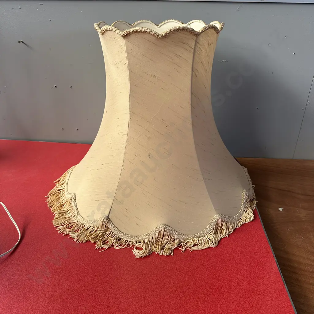 Vintage lamp shade Image 1++