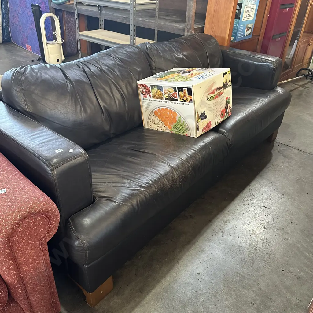 Leather sofa Image 1++