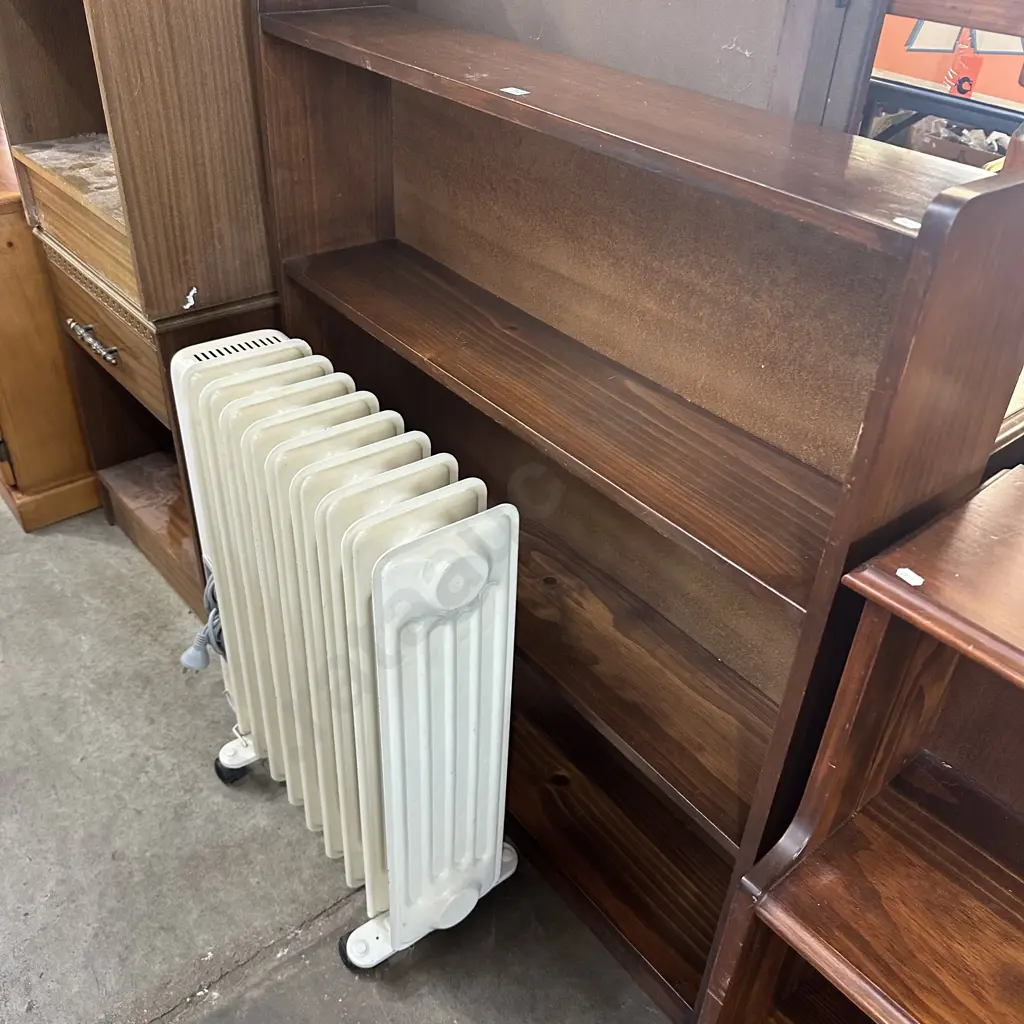 Bookshelf and heater Image 1++