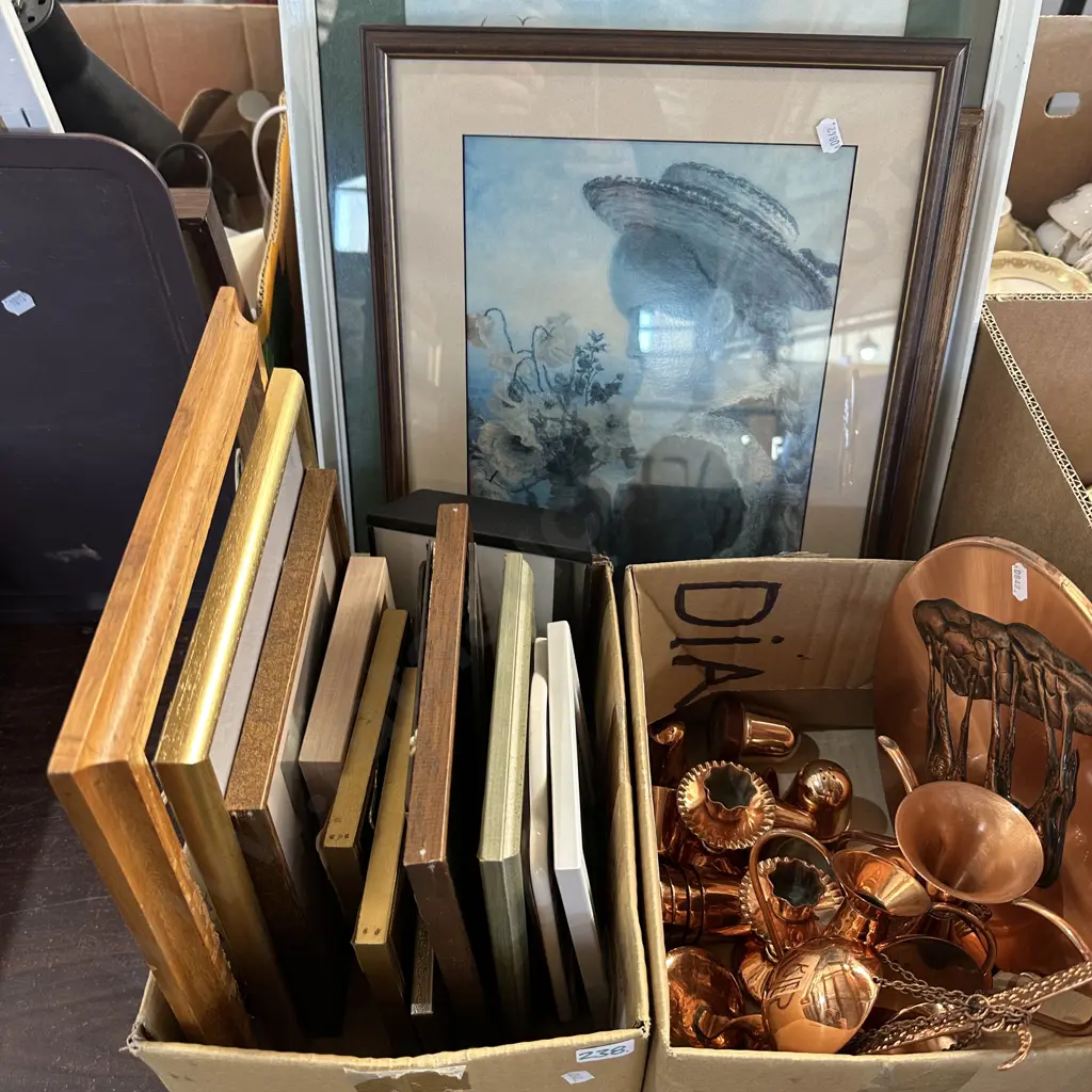 Copperware and pictures Image 1++